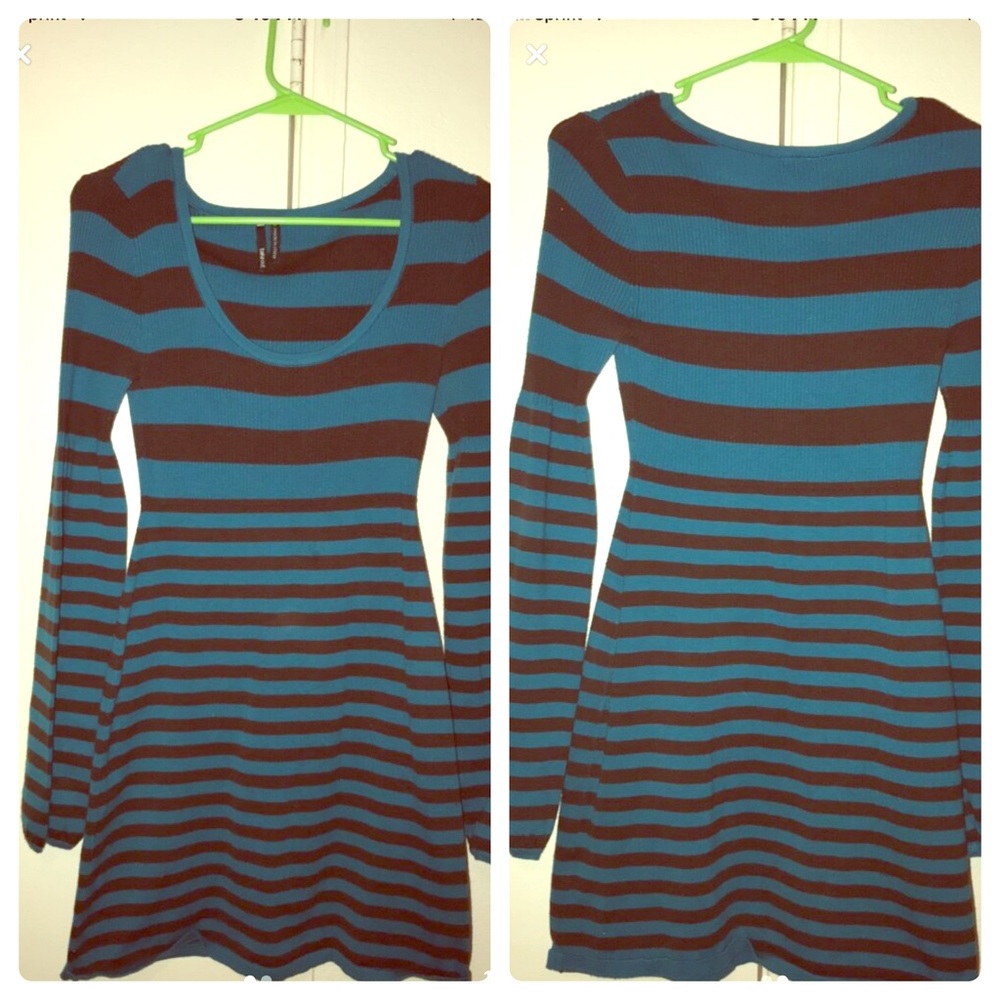 Dress / long sleeve knit dress